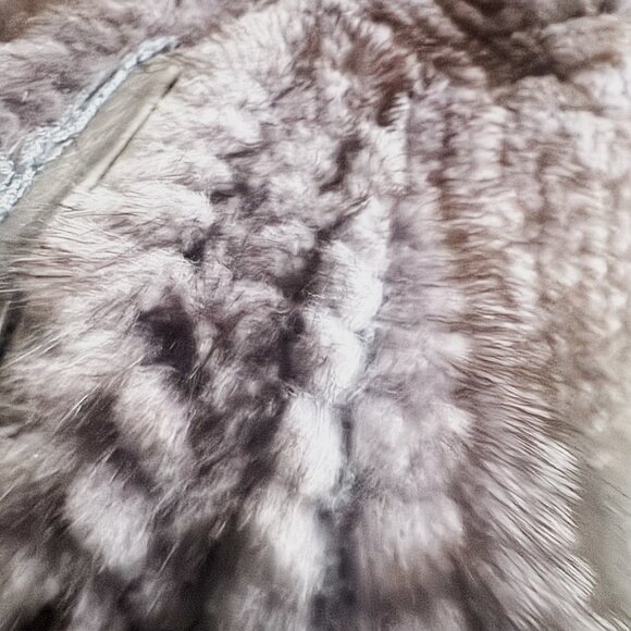 Belle Fare Denmark Woven Mink Fur Skin Grey Poncho L - Picture 5 of 12
